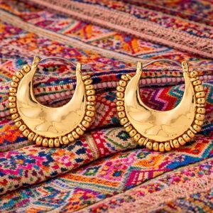 Gold tone Textured Chunky Hoop Earrings